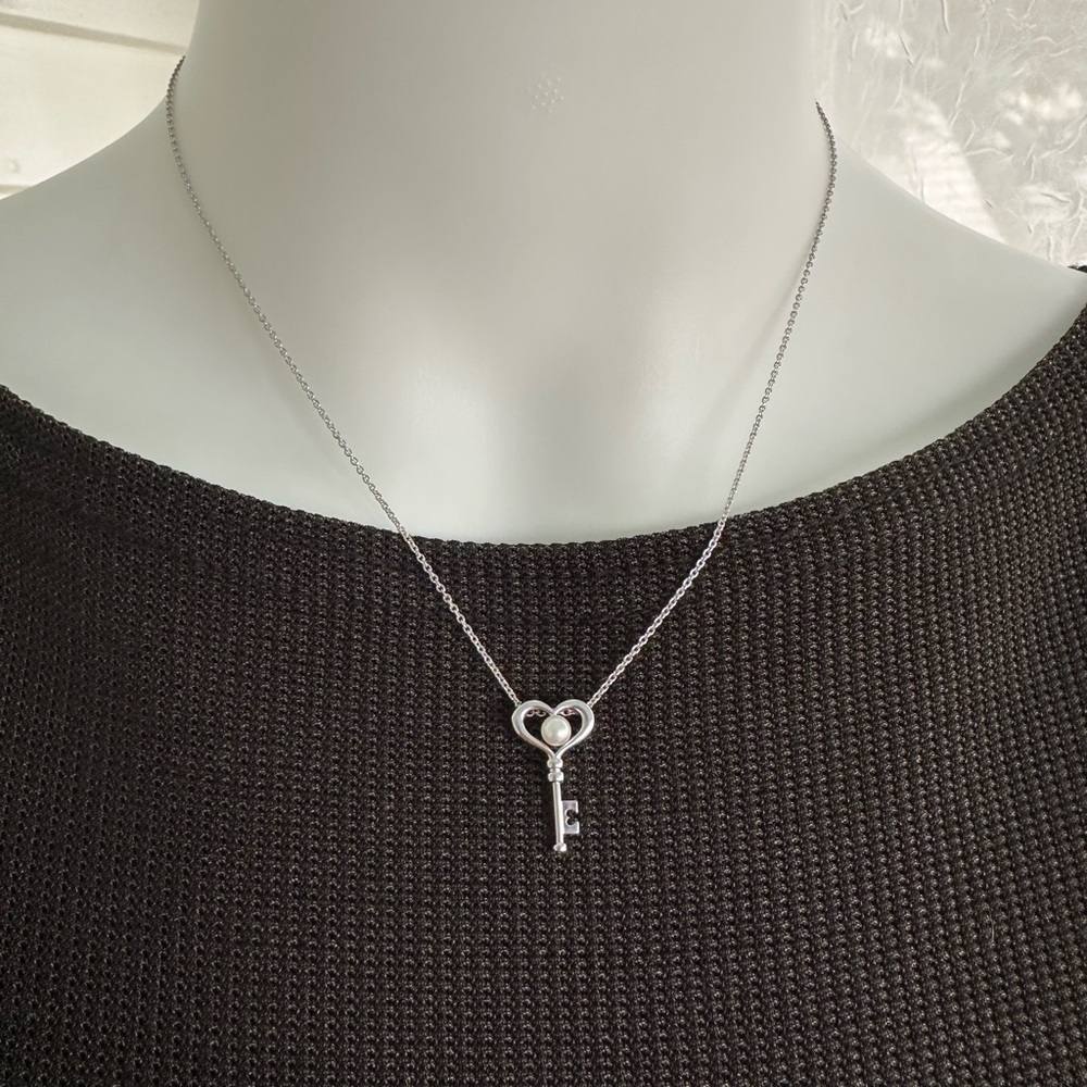 Tasaki Akoya Pearl with heart and a vintage key necklace in sterling silver .925